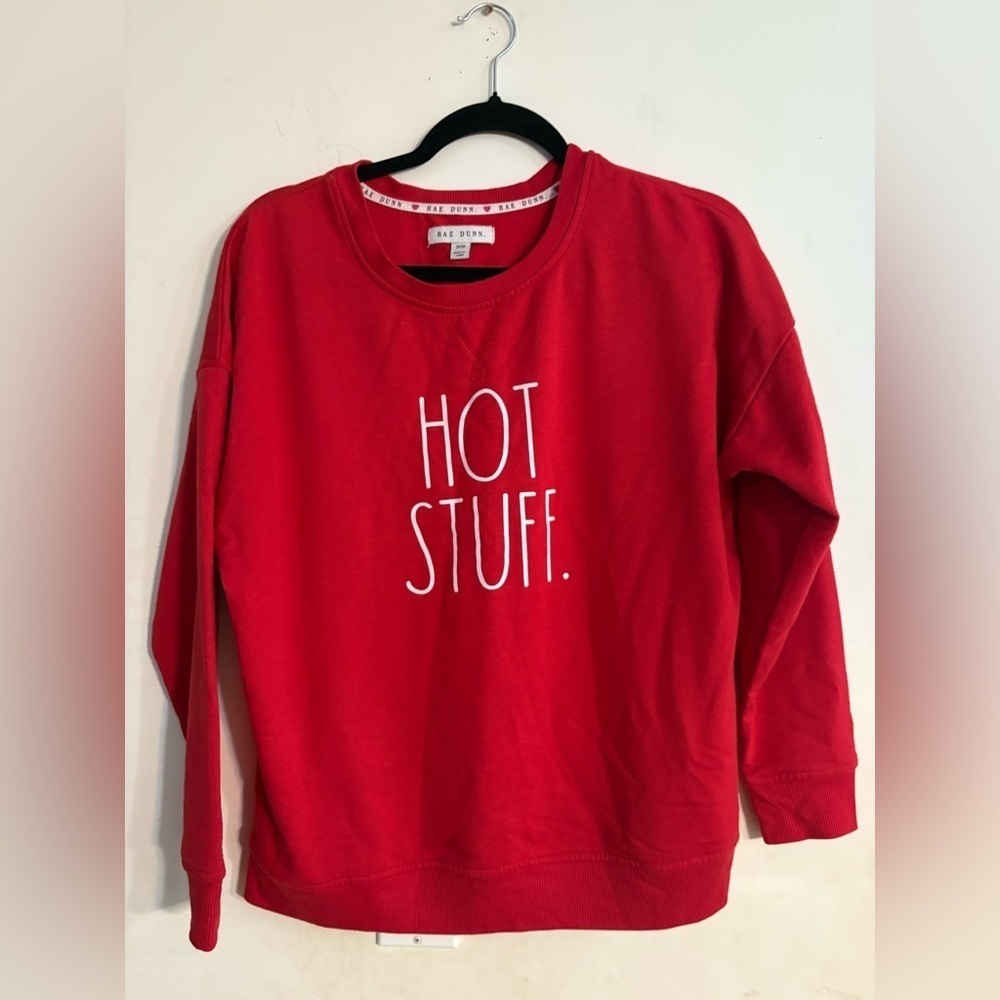 RAE DUNN SWEATSHIRT HOT STUFF PRINT COZY SIZE M RED